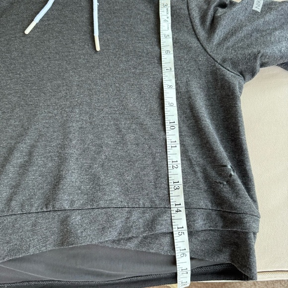Gymshark Collab Nikki Blakketter Cropped Sweatshirt Mesh Back “Effortles” - Picture 7 of 7